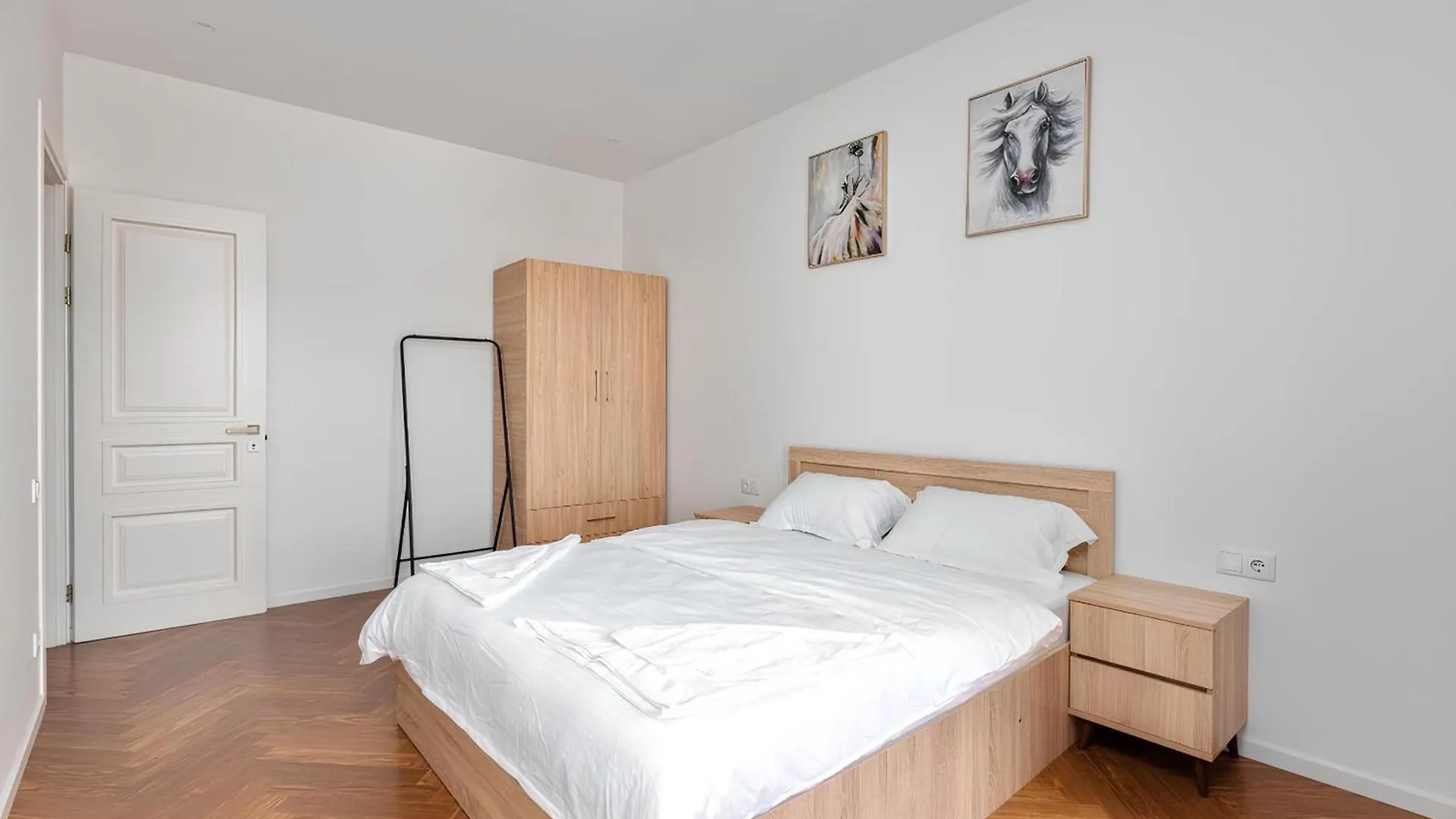 **** Lejlighedshotel Hilton Suites Apartments Tbilisi Georgien
